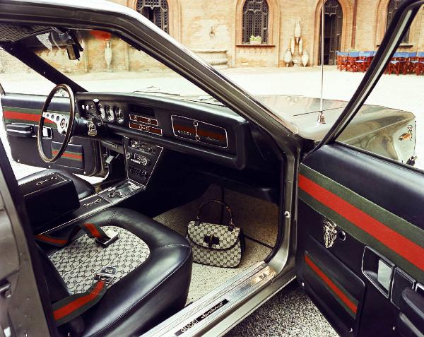 Gucci - Automobile AMC (American Motors Corporation) Hornet Sportabout - Finitura Gucci - Borsa Gucci