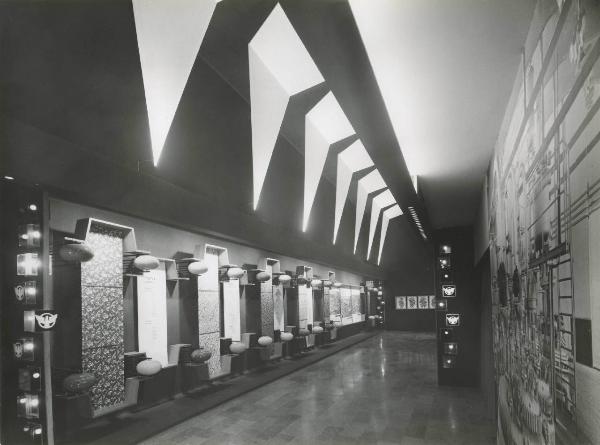 Milano - Fiera campionaria del 1960 - Padiglione Montecatini - Sala ACNA