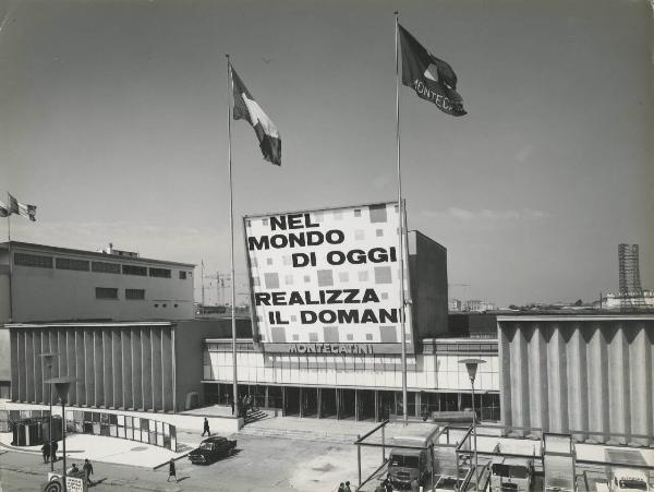 Milano - Fiera campionaria del 1961 - Padiglione Montecatini - Esterno - Veduta dall'alto