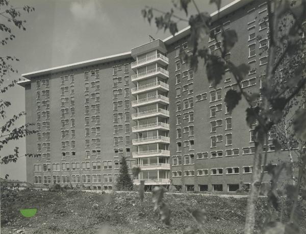 Magenta - DIMM (Divisione Minerali e Metalli) - Ospedale Giuseppe Fornaroli - Alluminio - Facciata - Serramenti