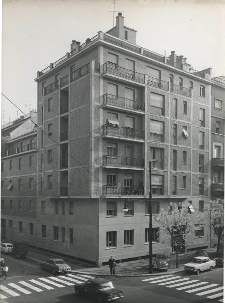 Milano - Settore Marmi - Edificio - Esterno