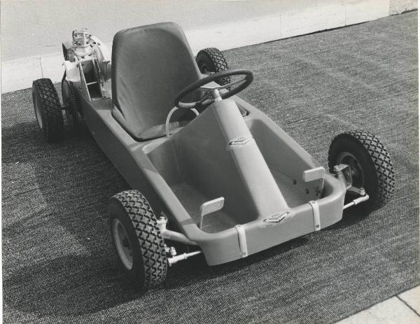 Milano - Fiera - Materie plastiche - Resina poliestere - Gabraster - Go-kart