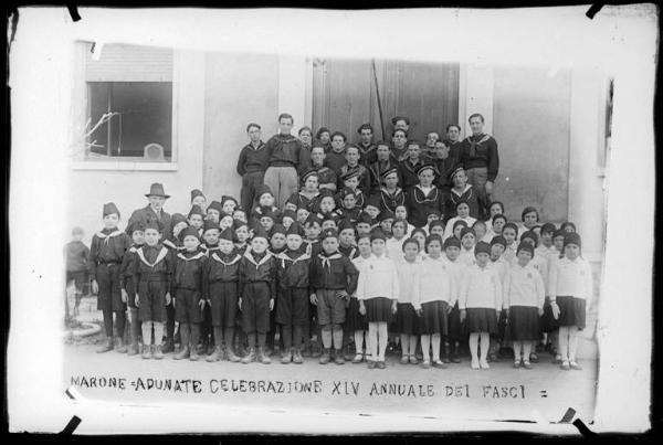 Foto di gruppo - XIV celebrazione annuale dei fasci