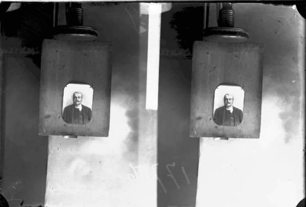 Uomo - ritratto - mezzo busto [committenza Bellani Iuccia - Casteggio] [a destra]
Uomo - ritratto - mezzo busto [committenza Bellani Iuccia - Casteggio] [a sinistra]