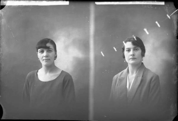 Donna - ritratto - mezzo busto [committenza Carbone Giuseppina - Voghera] [a destra]
Donna - ritratto - mezzo busto [committenza Bianchi Palmira - Voghera] [a sinistra]
