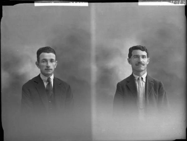 Uomo - ritratto - mezzo busto [committenza Villa Luigi - Voghera] [a destra]
Uomo - ritratto - mezzo busto [committenza Rancati Luigi - Voghera] [a sinistra]