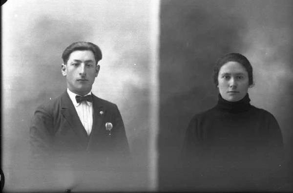 Donna- ritratto - fototessera [committenza Toscanini Maria - Godiasco] [a destra]
Uomo - ritratto - fototessera [committenza Savio Giuseppe - Pontecurone] [a sinistra]