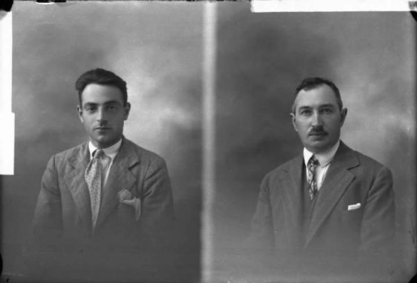 Uomo - ritratto - fototessera [committenza Calloni Alfredo - S. Sebastiano Curone] [a destra]
Uomo - ritratto - fototessera [committenza Cristiani Luigi - Lungavilla] [a sinistra]
