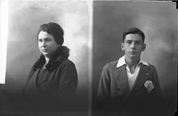 Ragazzo - ritratto - fototessera [committenza Scoriazzi Enrichetta e Emilio - Voghera] [a destra]
Donna - ritratto - fototessera [committenza Scoriazzi Enrichetta e Emilio - Voghera] [a sinistra]