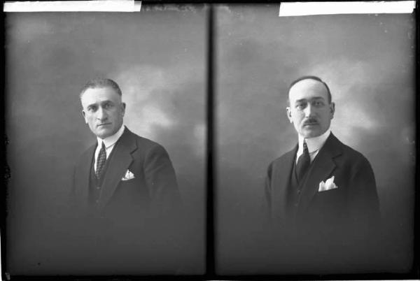 Uomo - ritratto - fototessera [committenza Danese Cav. Gino - Casa Morandini] [a destra]
Uomo - ritratto - fototessera [committenza Del Poggio Cesare - Voghera] [a sinistra]