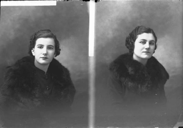 Donna - ritratto - fototessera [committenza Bassi Rosa] [a destra]
Donna - ritratto - fototessera [committenza Pozzi Rosa] [a sinistra]