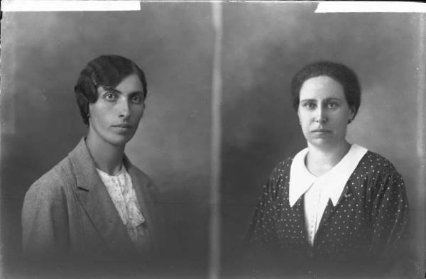 Donna - ritratto - fototessera [committenza Cantù Ermelinda, Maria e Giuseppina] [a destra]
Donna - ritratto - fototessera [committenza Guaraglia Rosa] [a sinistra]