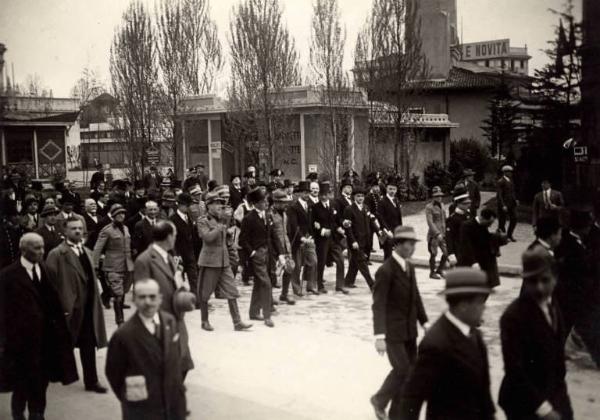 Giuseppe Bottai - Visita alla Fiera di Milano