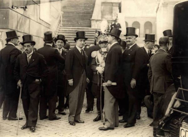 Giuseppe Bottai - Cerimonia di inaugurazione del Consiglio nazionale delle corporazioni - Uscita dal palazzo dei Conservatori