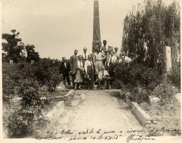 Giuseppe Bottai - Visita al monumento dei caduti della battaglia del Montello (15-18 giugno 1918)