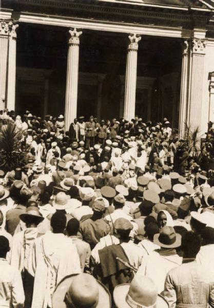 Giuseppe Bottai - Campagna di Etiopia - Manifestazione di accoglienza al Palazzo del Governo di Asmara