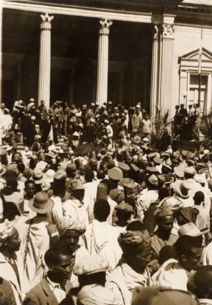 Giuseppe Bottai - Campagna di Etiopia - Manifestazione di accoglienza al Palazzo del Governo di Asmara