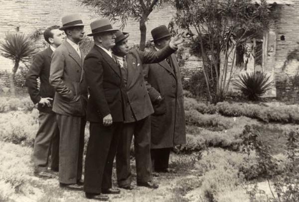 Giuseppe Bottai - Visita di Mussolini a Ostia Antica