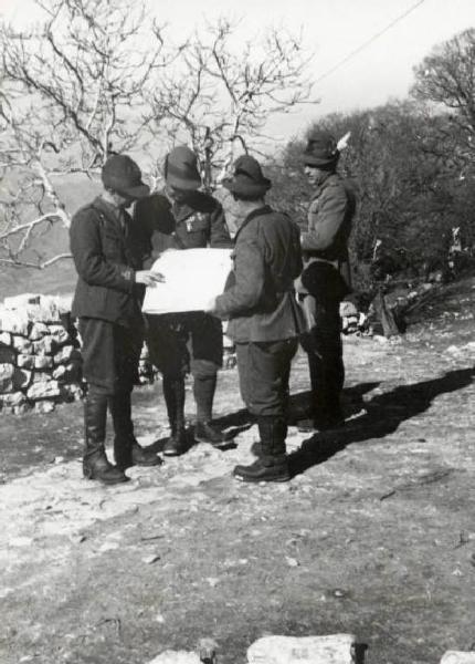 Giuseppe Bottai - Guerra d'Albania - Fronte greco - Comando della Divisione Julia sul monte Scendèli