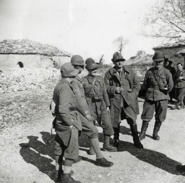 Giuseppe Bottai - Guerra d'Albania - Fronte greco - Comando della Divisione Julia sul monte Scendèli