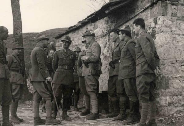 Giuseppe Bottai - Guerra d'Albania - Fronte greco - Comando della Divisione Julia sul monte Scendèli