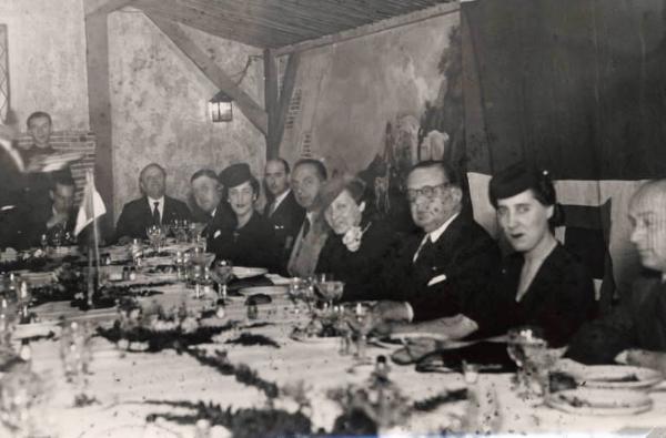 Giuseppe Bottai - Visita ad Atene - Pranzo della delegazione