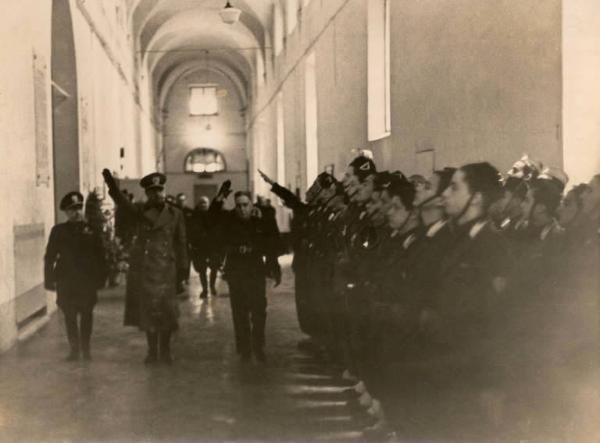 Giuseppe Bottai - Visita al Liceo Ariosto di Ferrara