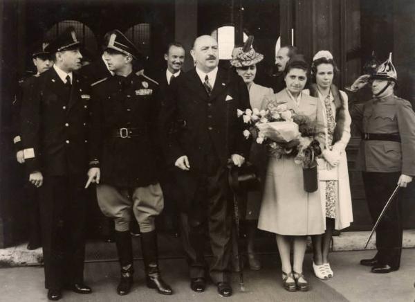 Giuseppe Bottai - Visita a Budapest - Accoglienza alla stazione