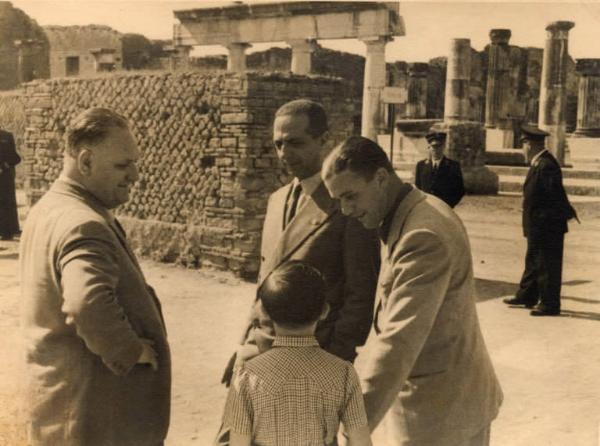 Giuseppe Bottai - Visita a Pompei