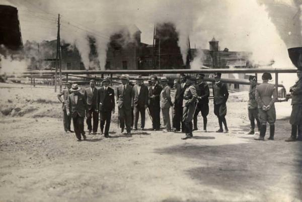 Giuseppe Bottai - Visita agli impianti industriali dei soffioni geotermici di Larderello