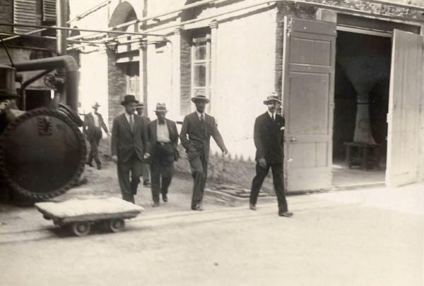 Giuseppe Bottai - Visita agli impianti industriali dei soffioni geotermici di Larderello