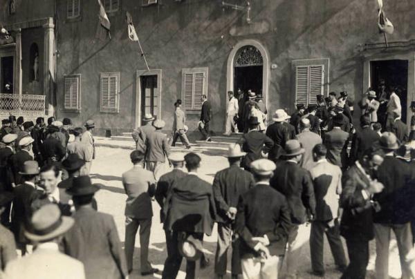 Giuseppe Bottai - Visita agli impianti industriali dei soffioni geotermici di Larderello