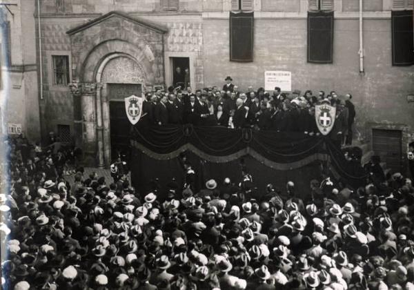 Giuseppe Bottai - Manifestazione pubblica in una piazza