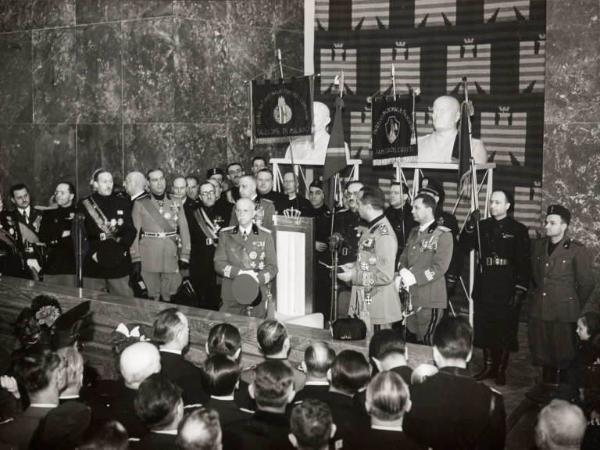 Giuseppe Bottai - Intervento in una manifestazione pubblica in presenza del re Vittorio Emanuele