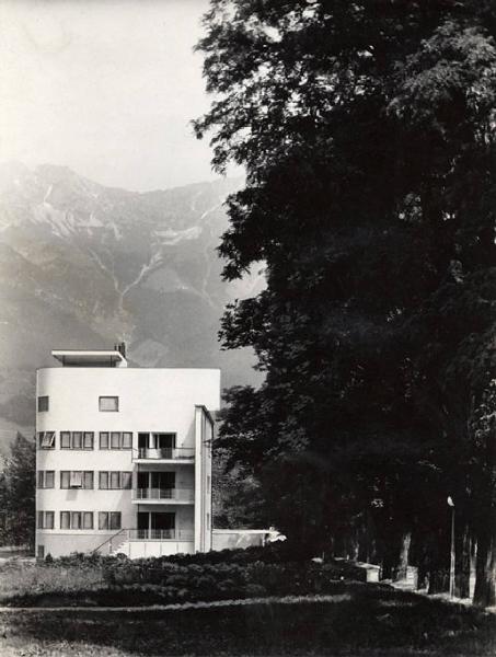 V Triennale - Mostra internazionale di architettura moderna - Galleria delle Nazioni - Fotomosaico dell'Austria - Casa di abitazione di Lois Welzenbacher