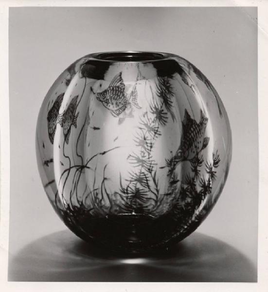 V Triennale - Arti decorative e industriali - Mostre estere - Svezia - Vaso in cristallo Orrefors di Edward Hald