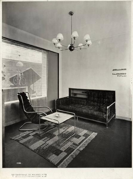 V Triennale - Arti decorative e industriali - La Strada-Mostra d'ambienti moderni - Stanza da soggiorno di Adalberto Langer
