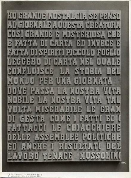 V Triennale - Mostre nel parco - Padiglione della stampa - Stampa italiana contemporanea - Tabella con le parole di Mussolini