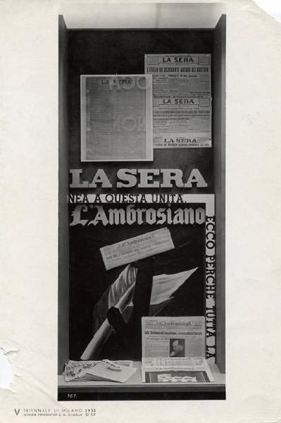 V Triennale - Mostre nel parco - Padiglione della stampa - Stampa italiana contemporanea - Vetrina de "La Sera" e "L'Ambrosiano"