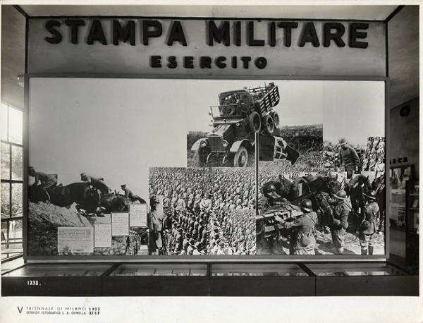 V Triennale - Mostre nel parco - Padiglione della stampa - Stampa italiana contemporanea - Stampa militare