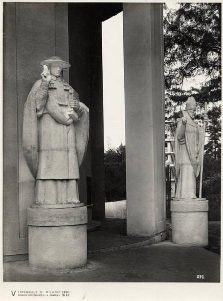 V Triennale - Mostre nel parco - Padiglione della mostra d'arte sacra - Statue di S. Carlo e S. Ambrogio di Silvio Zaniboni