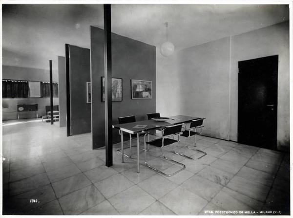V Triennale - Mostra dell'abitazione - Villa studio per un artista di Luigi Figini e Gino Pollini - Galleria