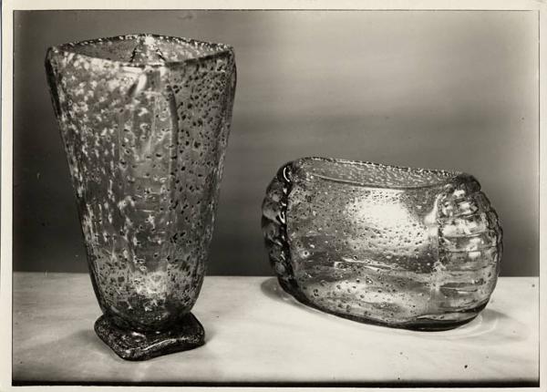 VI Triennale - Galleria delle arti decorative e industriali - Vasi di vetro "autunno gemmato"
