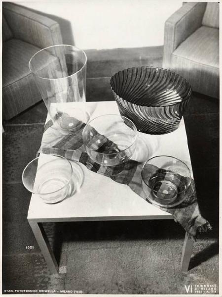VI Triennale - Galleria delle arti decorative e industriali - Vaso e coppe di vetro