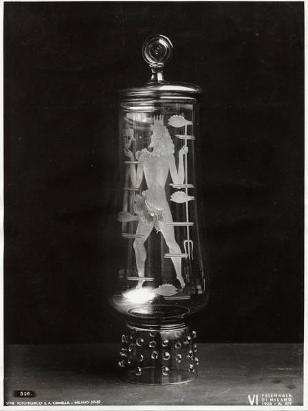 VI Triennale - Sezione dell'E.N.A.P.I. - Vetri, specchi, conterie - Vaso di vetro inciso