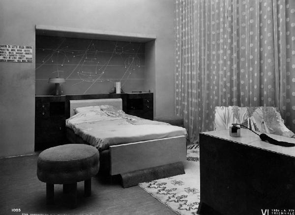 VI Triennale - Mostra dell'arredamento - Camera da letto per signora di Guido Frette