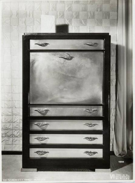 VI Triennale - Mostra dell'arredamento - Camera da letto di Renato Wild e Guglielmo Ulrich