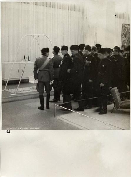 VI Triennale - Visita di Benito Mussolini - Giulio Barella - Giuseppe Pagano Pogatsching