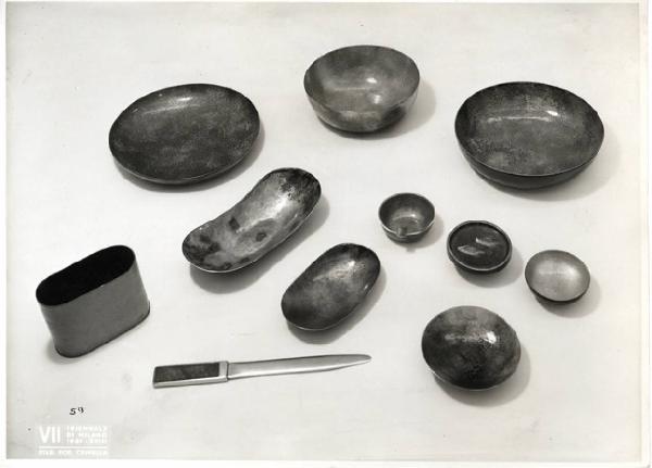 VII Triennale - Mostra dei metalli e dei vetri - Ciotole di rame smaltato di Paolo De Poli