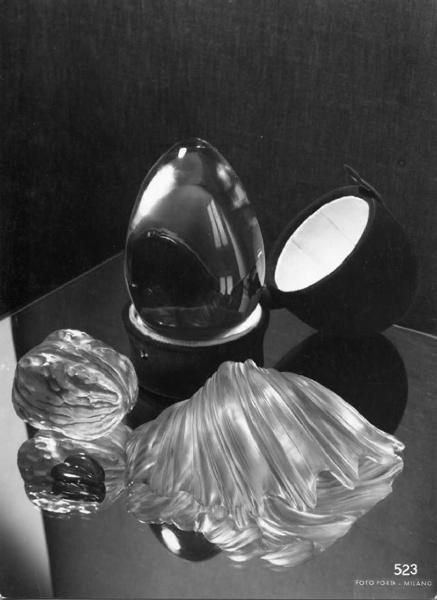VII Triennale - Mostra dei metalli e dei vetri - Sala Fontanarte - Cristalli scolpiti di Pietro Chiesa